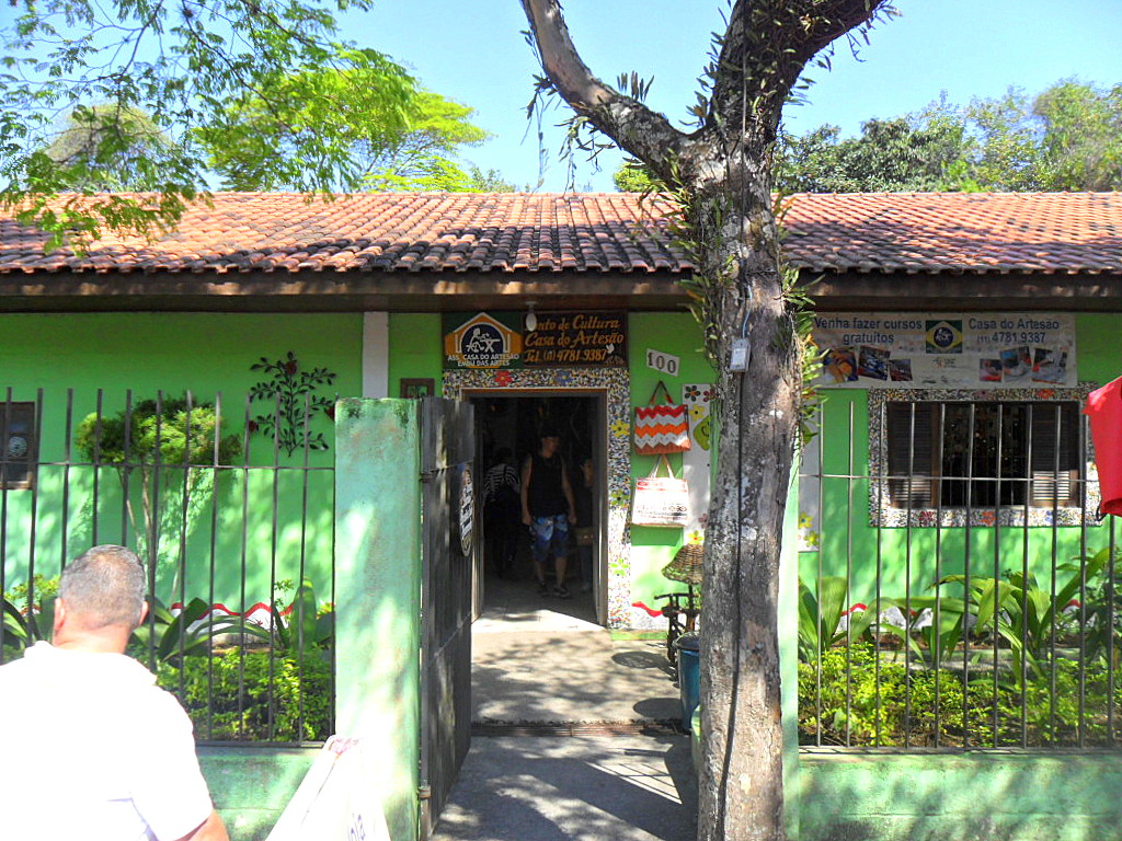 Casa do Artesão em Embu das Artes: arte e história