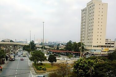 Largo de Osasco no centro da cidade