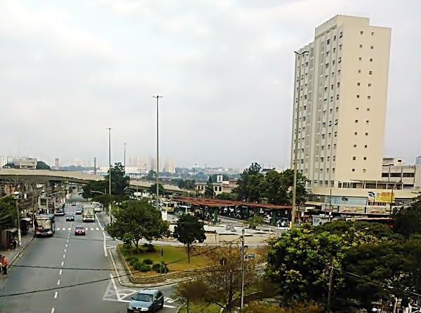 Largo de Osasco: centro e ponto de partida